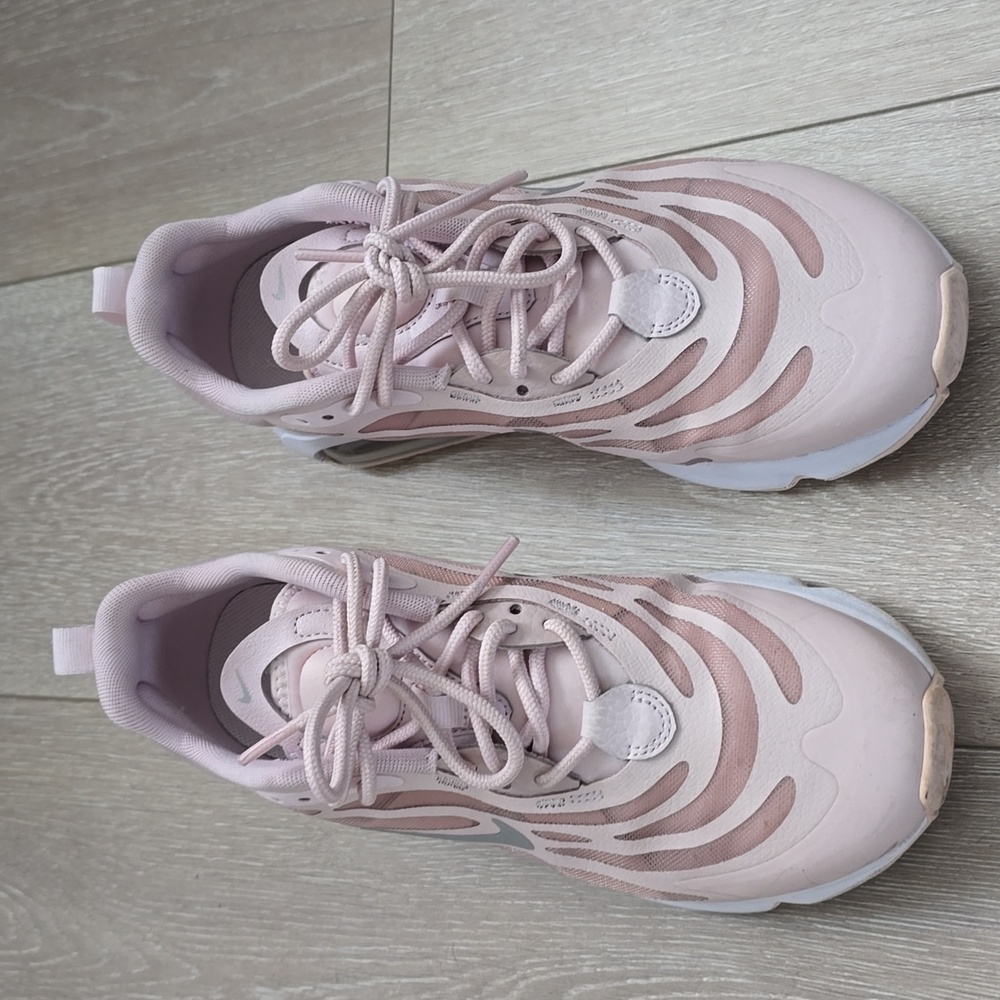 Nike Women's Air Max Exosense Barely Rose size 8.5